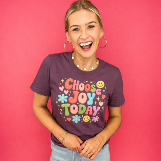 Choose Joy Today Retro Graphic Tee – Colorful Smiley Face Shirt, Cute Positive Vibes T-Shirt, Trendy Comfort Colors Style