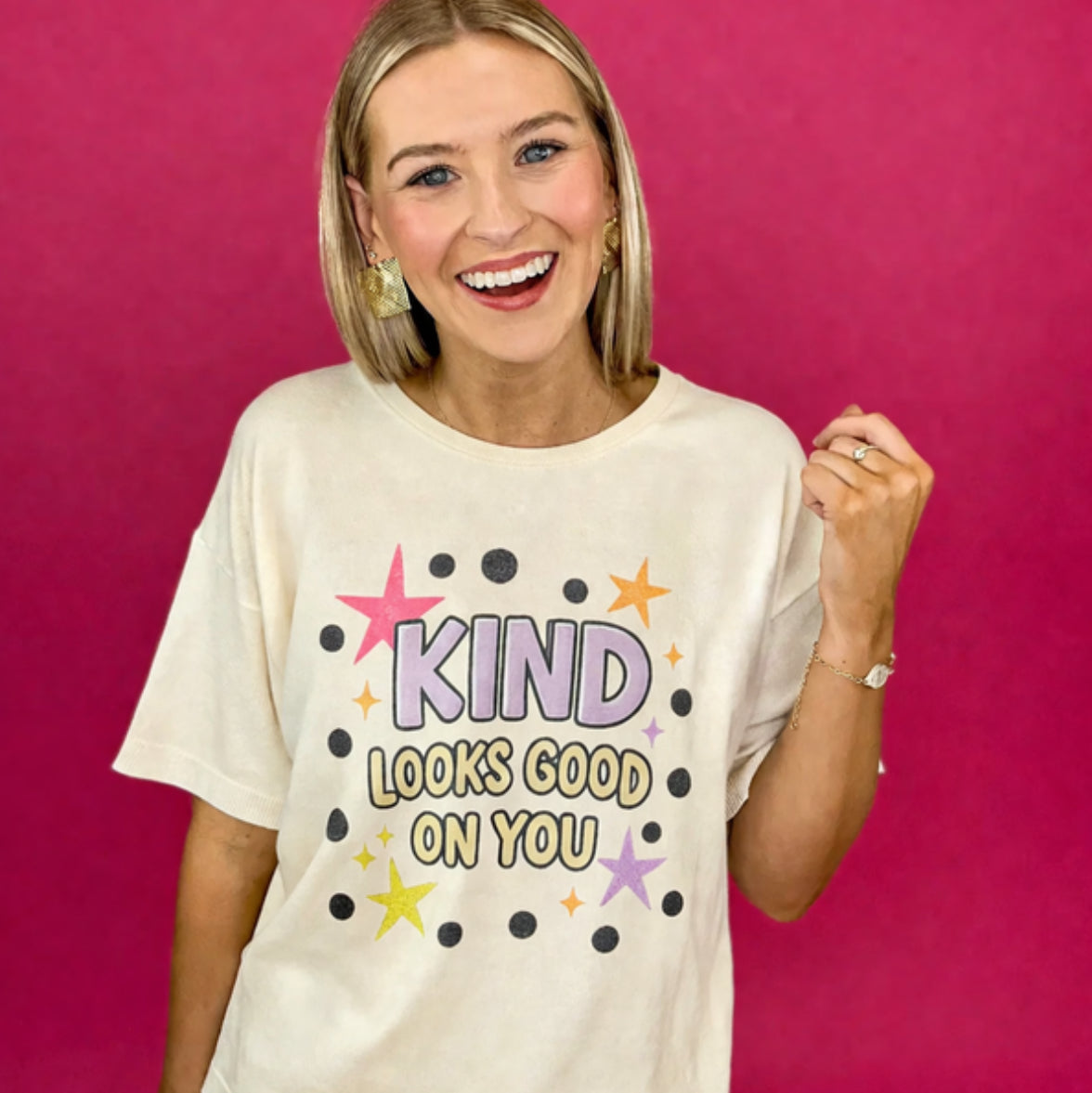 Kind Looks Good On You T-Shirt, Retro Kindness Tee, Cute Graphic Tee, Boutique Style Shirt, Inspirational Shirt, Comfort Colors Tee